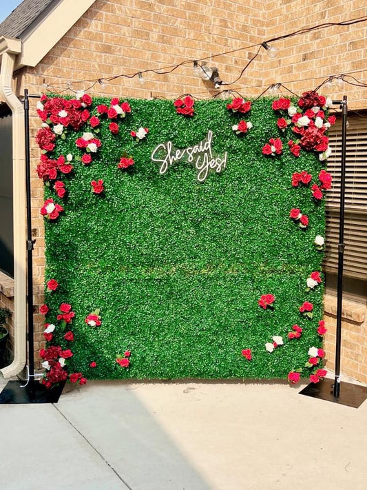 Hedgewood Boxwood Background ~ Rental